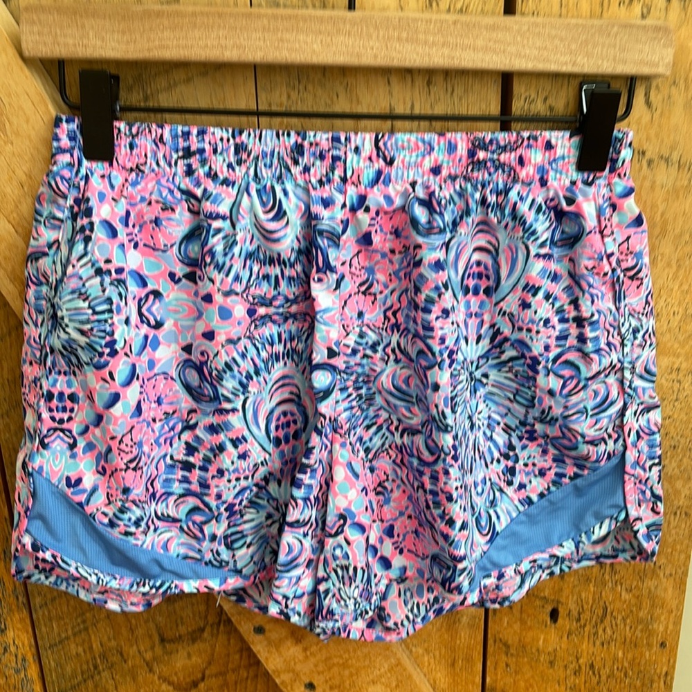 Women’s Lilly Pulitzer Luxletic Shorts Size Small